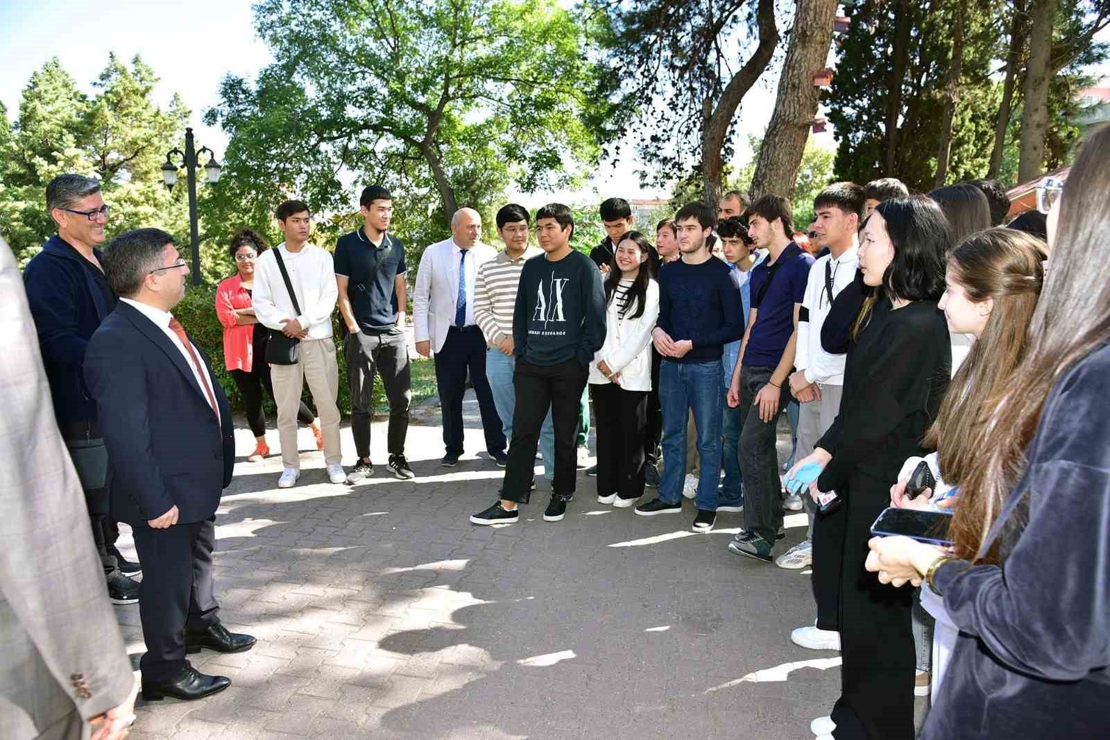 BAÜN Rektörü Prof. Dr. Yücel Oğurlu TÖMER’de