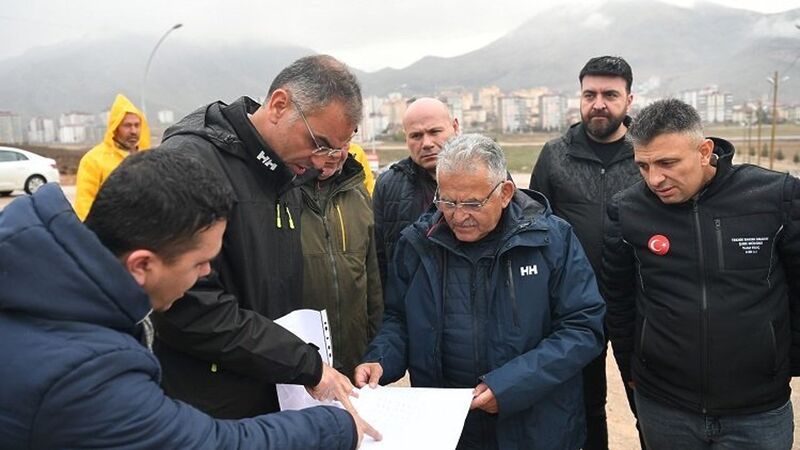 Kayseri canla başla deprem yaralarını sarıyor