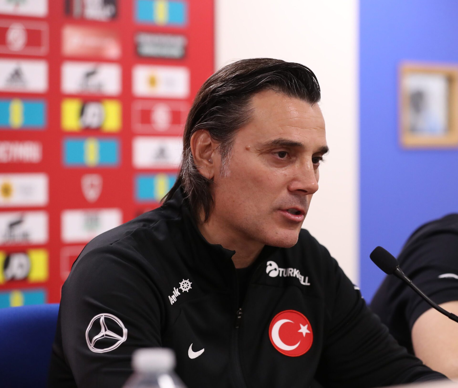 A MİLLİ TAKIMI TEKNİK DİREKTÖRÜ MONTELLA: “LİDER GELDİK, LİDER DÖNMEK İSTİYORUZ”