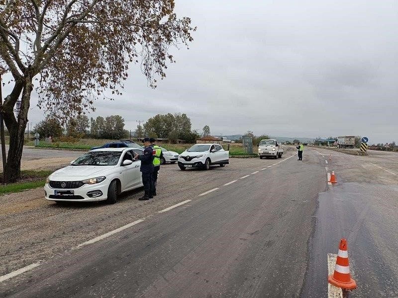 BALIKESİR JANDARMA’DAN ŞOK ASAYİŞ UYGULAMASI