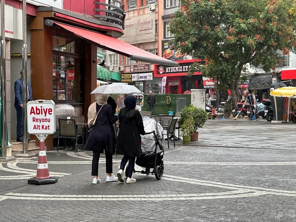 Balıkesir’de Sağanak Yağış Etkili Oldu