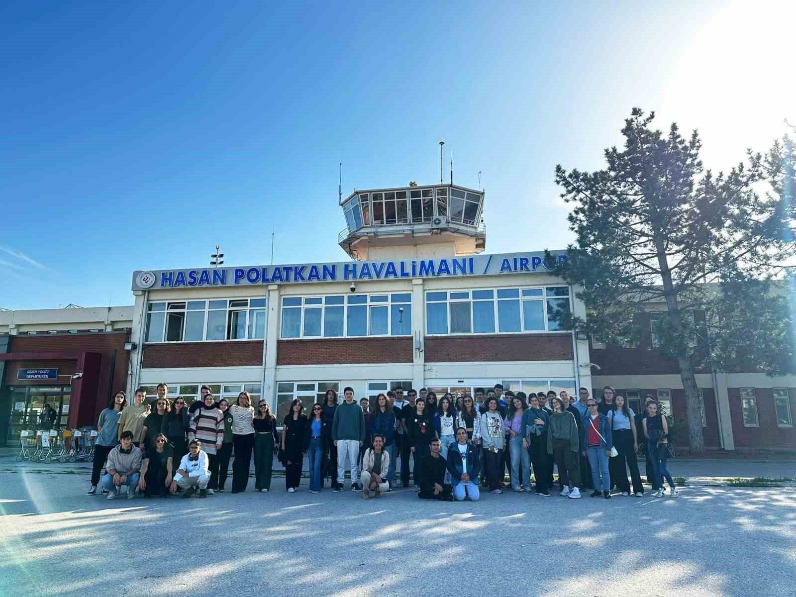 Burhaniye’de Lise öğrencileri Üniversite gezisine katıldı