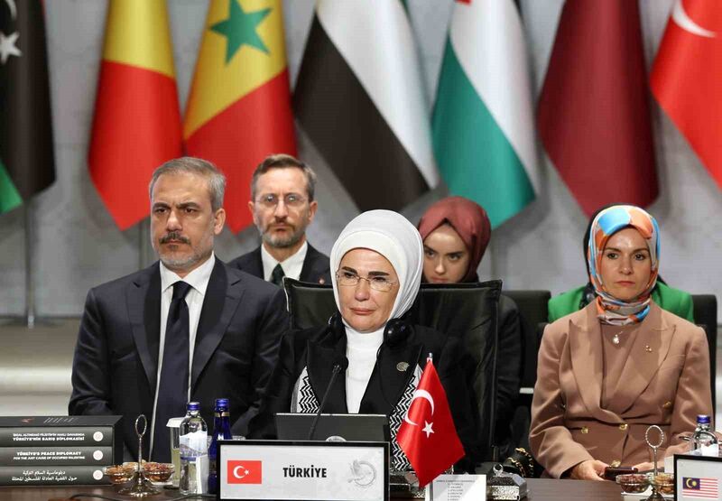 Emine Erdoğan: “Filistin ve İsrail için iki devletli bir çözüm diliyoruz”