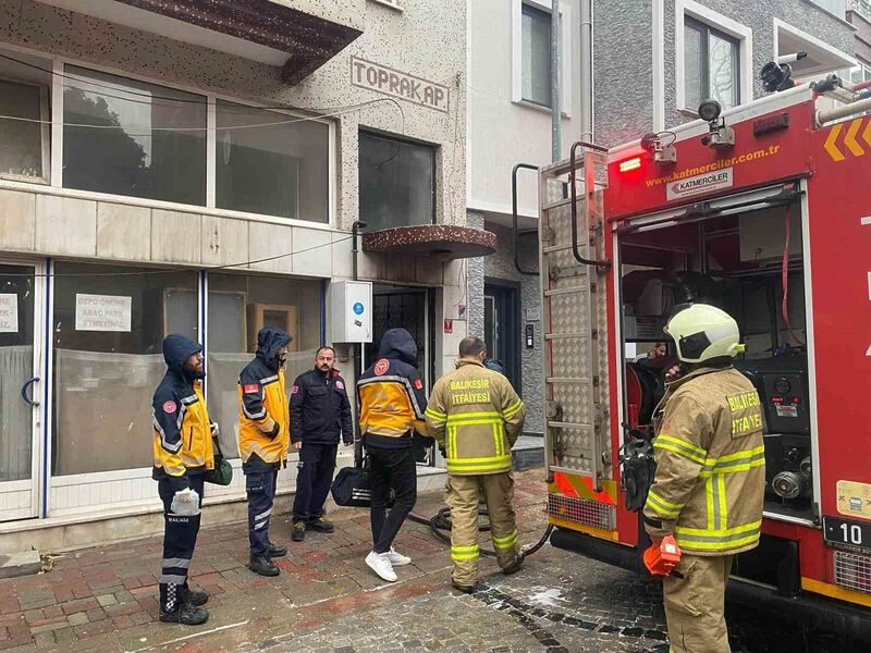 Erdek’te pompa yangını paniğe neden oldu