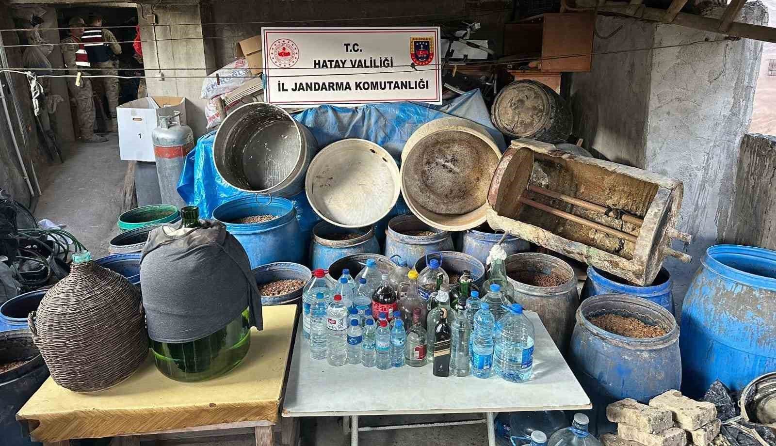 Hatay’da 275 litre kaçak rakı ele geçirildi