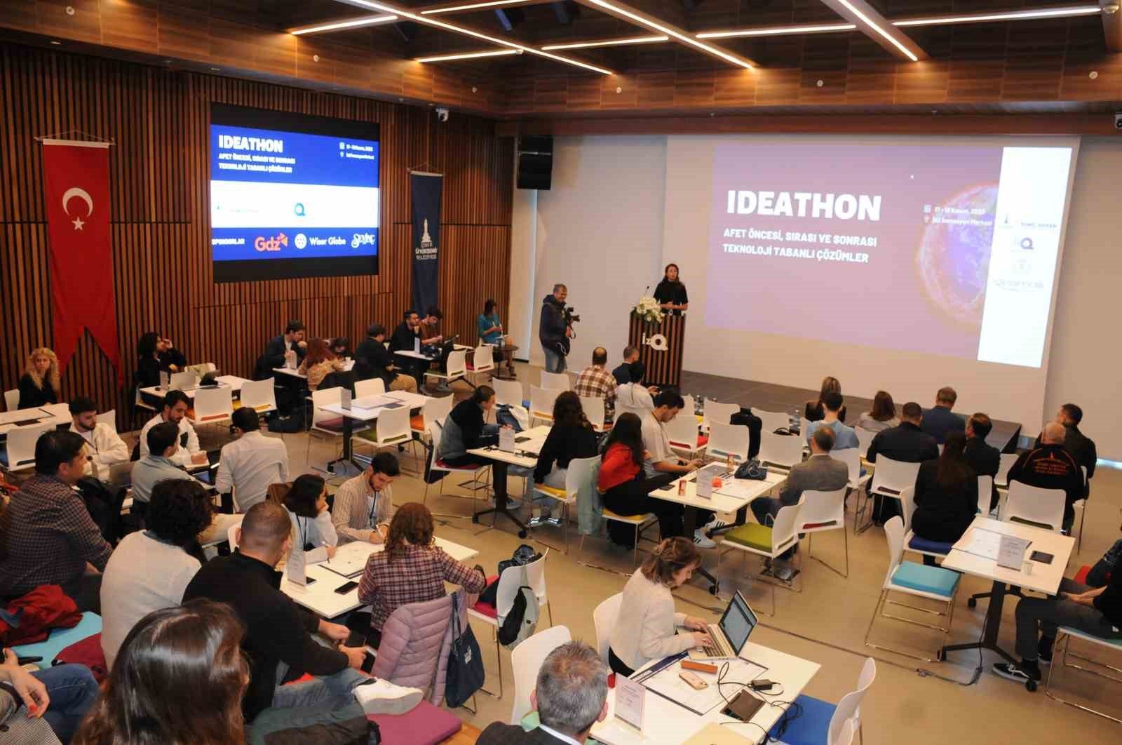 Ideathon Fikir Maratonu ile gençler İzmir’de buluştu