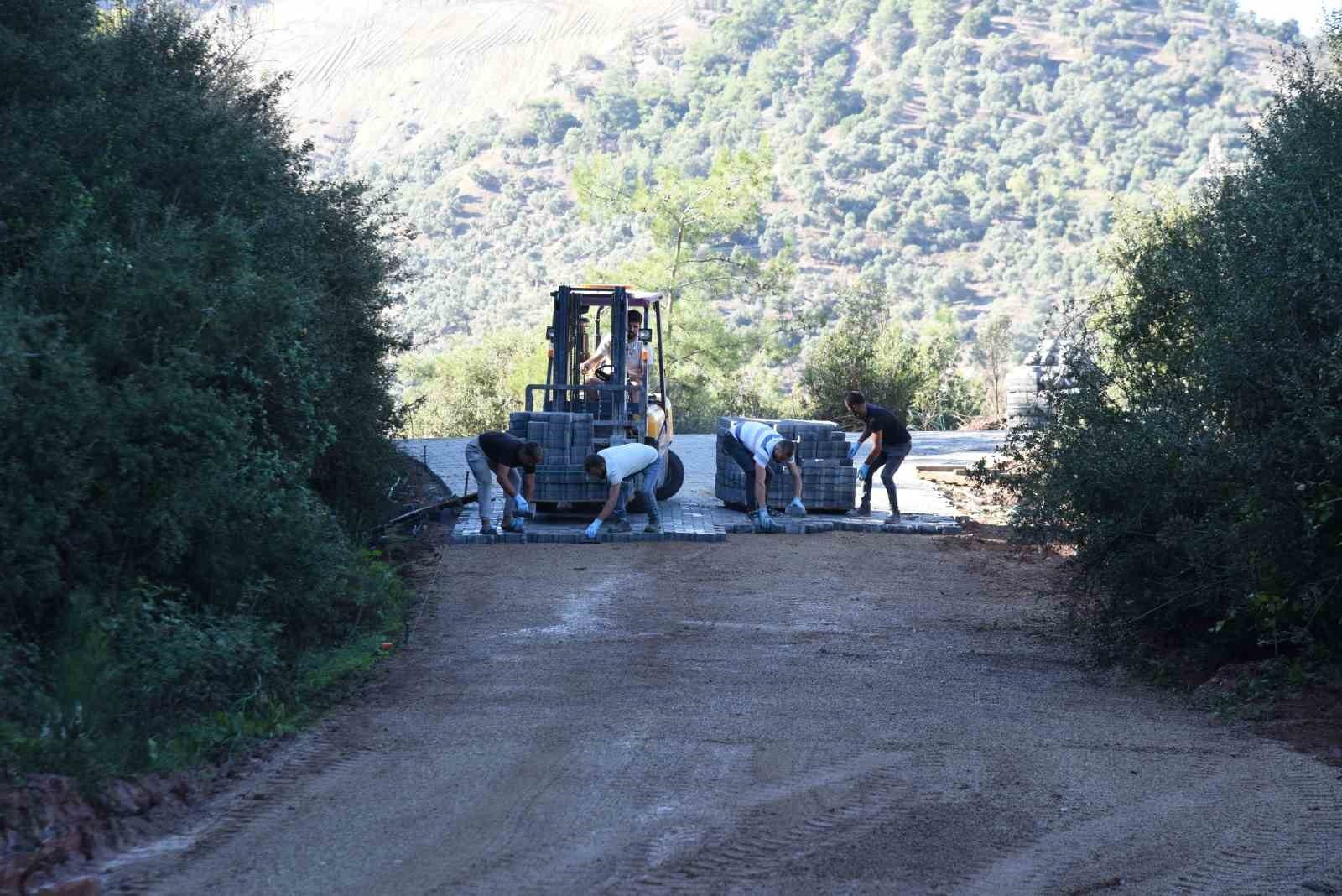 İncirliova’da Arzular Mahallesi yeni yoluna kavuşuyor