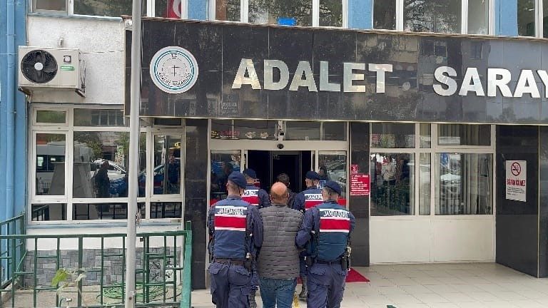 BALIKESİR'DE DÜZENSİZ GÖÇMENLERİ YASADIŞI