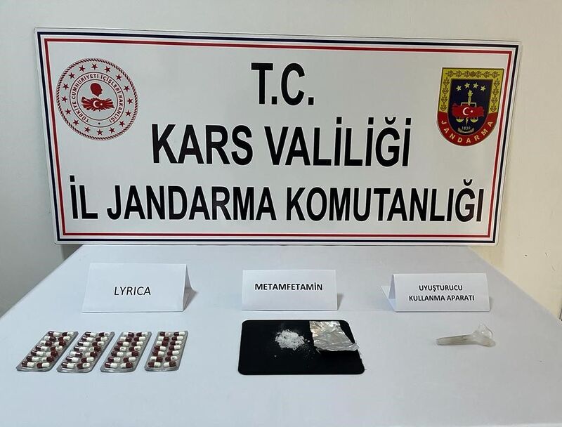 Kars’ta jandarma uyuşturucu tacirlerine göz açtırmıyor