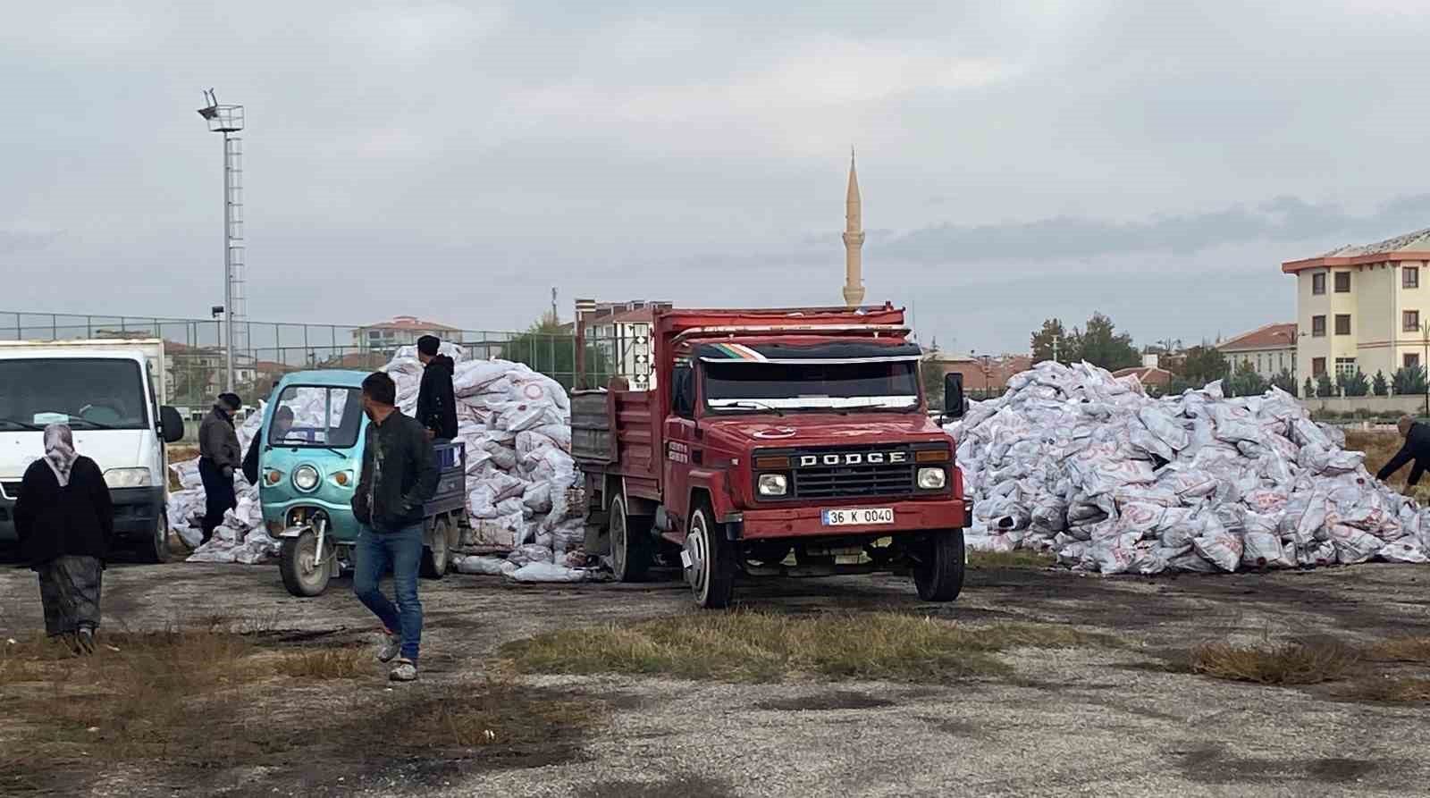 Kulu’da kömür dağıtımı başladı