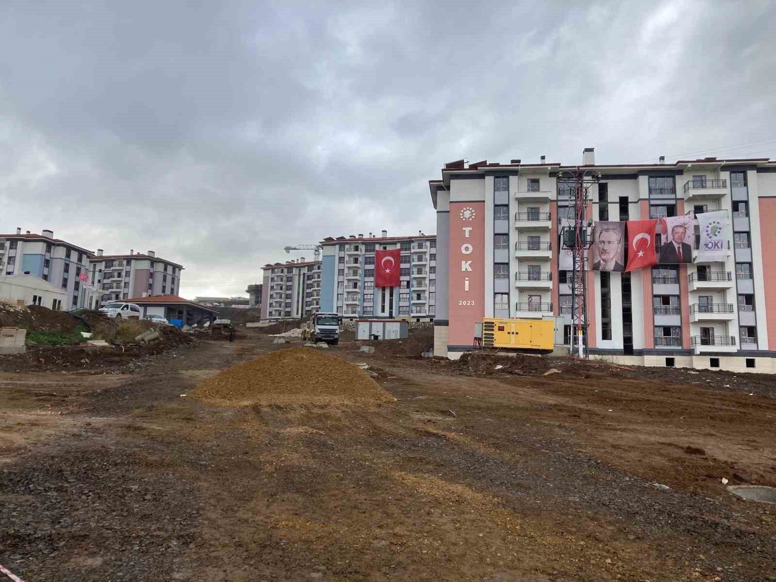 Malatya’da yıl sonuna kadar 4 bin 225 afet konutu afetzedelere teslim edilecek