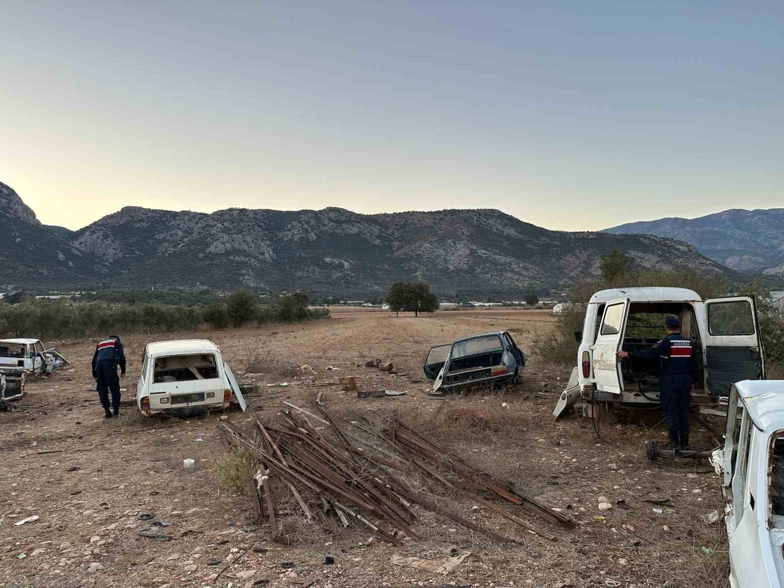 Seydikemer’de kaybolan yaşlı kadın ölü olarak bulundu