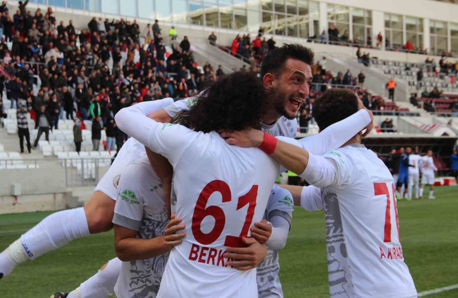 TFF 2. Lig: Karaman FK: 2 – 24 Erzincanspor: 0