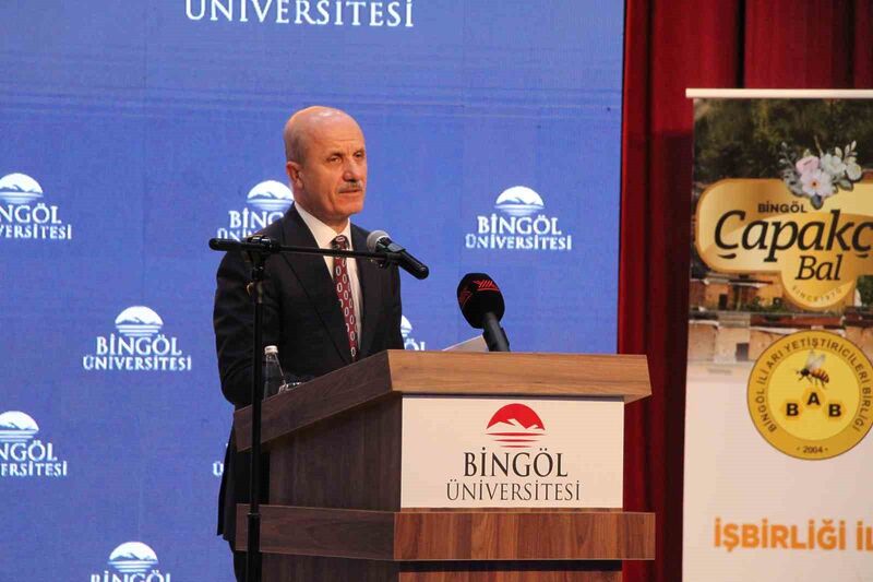 YÖK Başkanı Özvar: ’’En az 1 üniversitemizi dünyanın en iyi 100 üniversitesi arasına sokmak istiyoruz’’