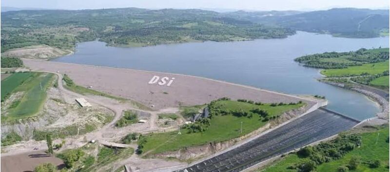 Ak Parti Balıkesir Milletvekili Mustafa Canbey, Ardıçtepe Barajı’nın altyapı çalışması