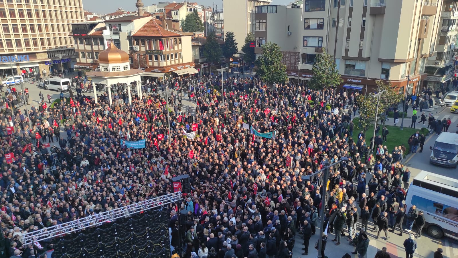 AHMET AKIN SEÇİM ÇALIŞMALARINA BAŞLADI