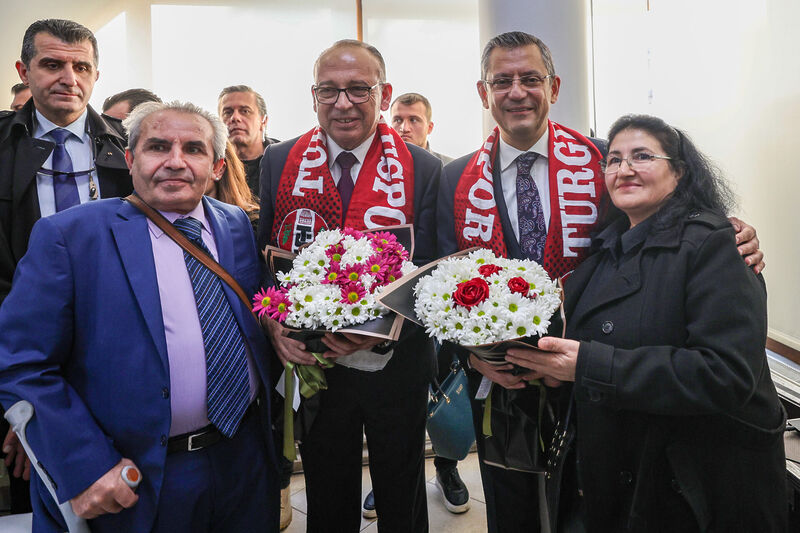 “KİM SIKINTI ÇEKİYORSA SIKINTISINI DİLE GETİRMEK BOYNUMUZUN BORCUDUR”