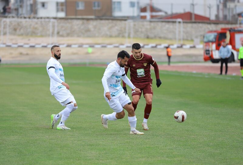 BANDIRMASPOR ERZURUMSPOR’U YENEMEDİ