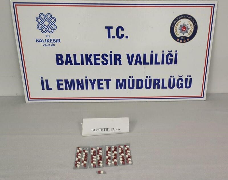 BANKA HAVALESİ İLE UYUŞTURUCU SATTILAR