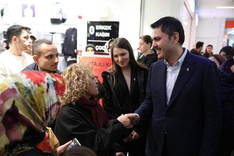 KURUM’A AVM’DE YOĞUN İLGİ