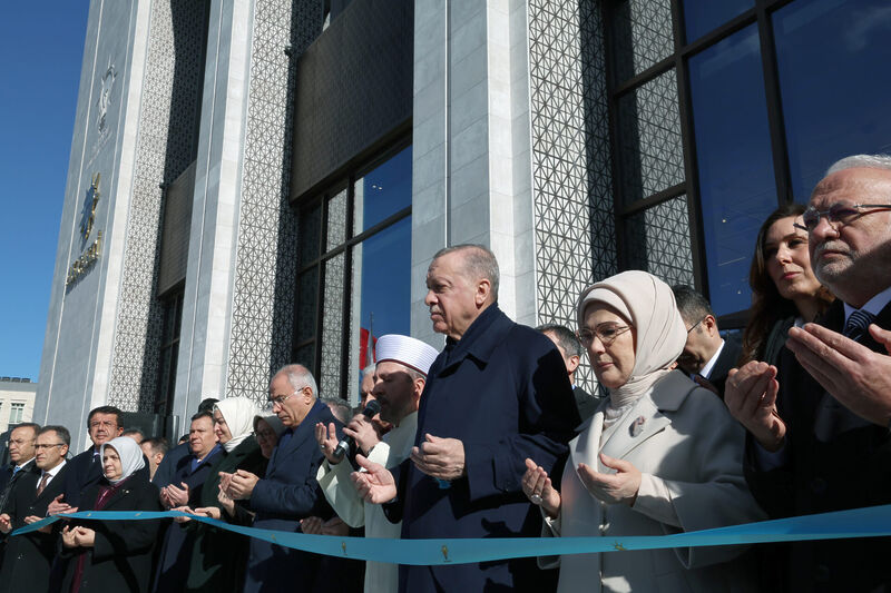 CUMHURBAŞKANI ERDOĞAN AK PARTİ KONGRE MERKEZİ’NİN AÇILIŞINI YAPTI