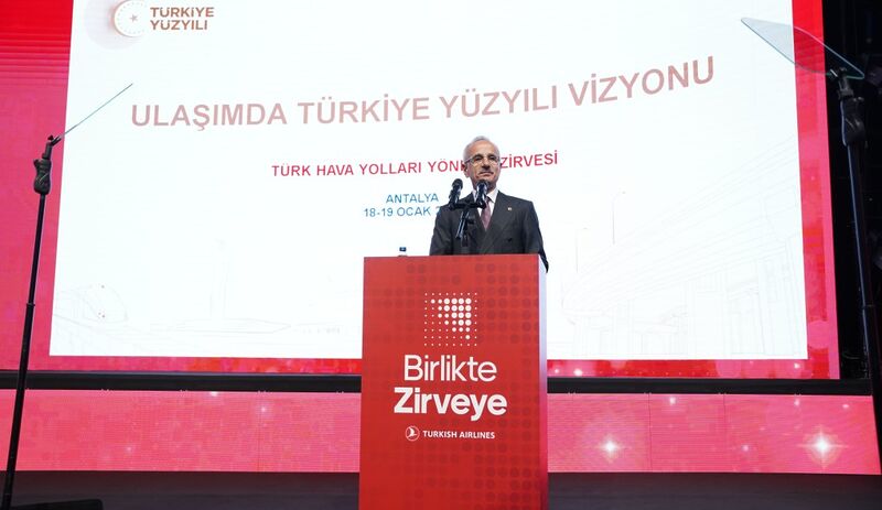 “2023 YILINDA TÜRKİYE SEMALARINDAN YAKLAŞIK HER 15 SANİYEDE BİR UÇAK GEÇTİ”