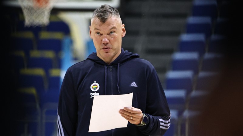 SARUNAS JASİKEVİCİUS, MACCABİ PLAYTİKA GALİBİYETİNİ DEĞERLENDİRDİ