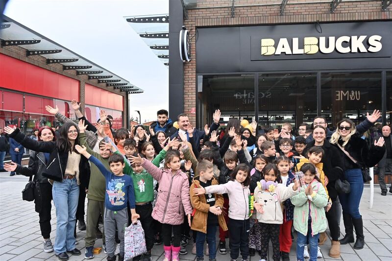 BALBUCKS’IN 3.ŞUBESİ AVLU’DA AÇILDI