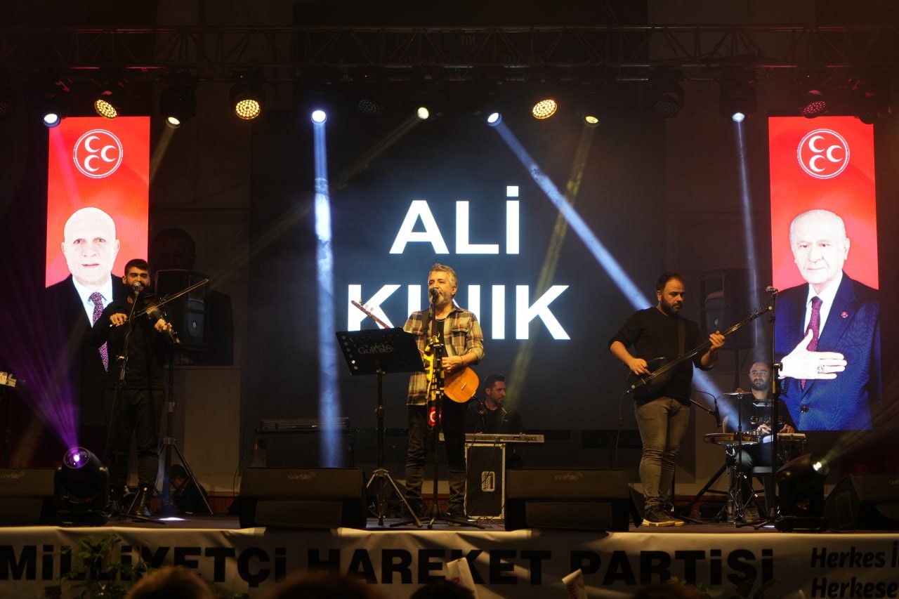 Bayburt’ta Kınık rüzgarı esti