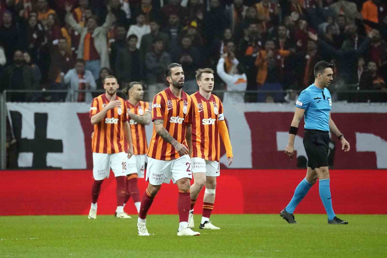 Ziraat Türkiye Kupası: Galatasaray: 0 – Fatih Karagümrük: 1 (Maç devam ediyor)