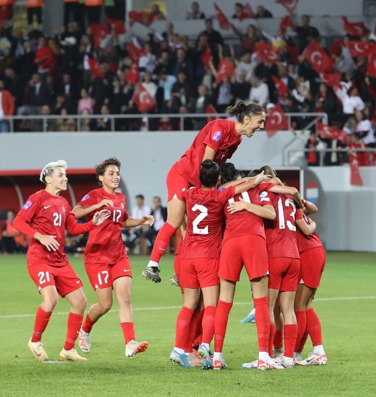 A Milli Kadın Futbol Takımı’nın, İsviçre ve Macaristan maçlarının kadrosu açıklandı