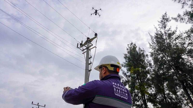 AEDAŞ, enerji nakil hatlarındaki arızaları İHA ve dronlarla tespit ediliyor