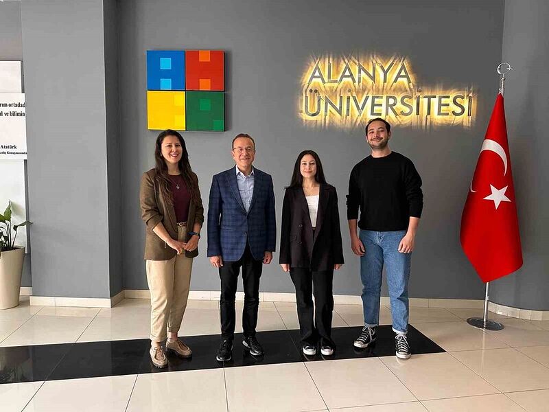 Alanya Üniversitesi’nin öğrencilerine TÜBİTAK desteği