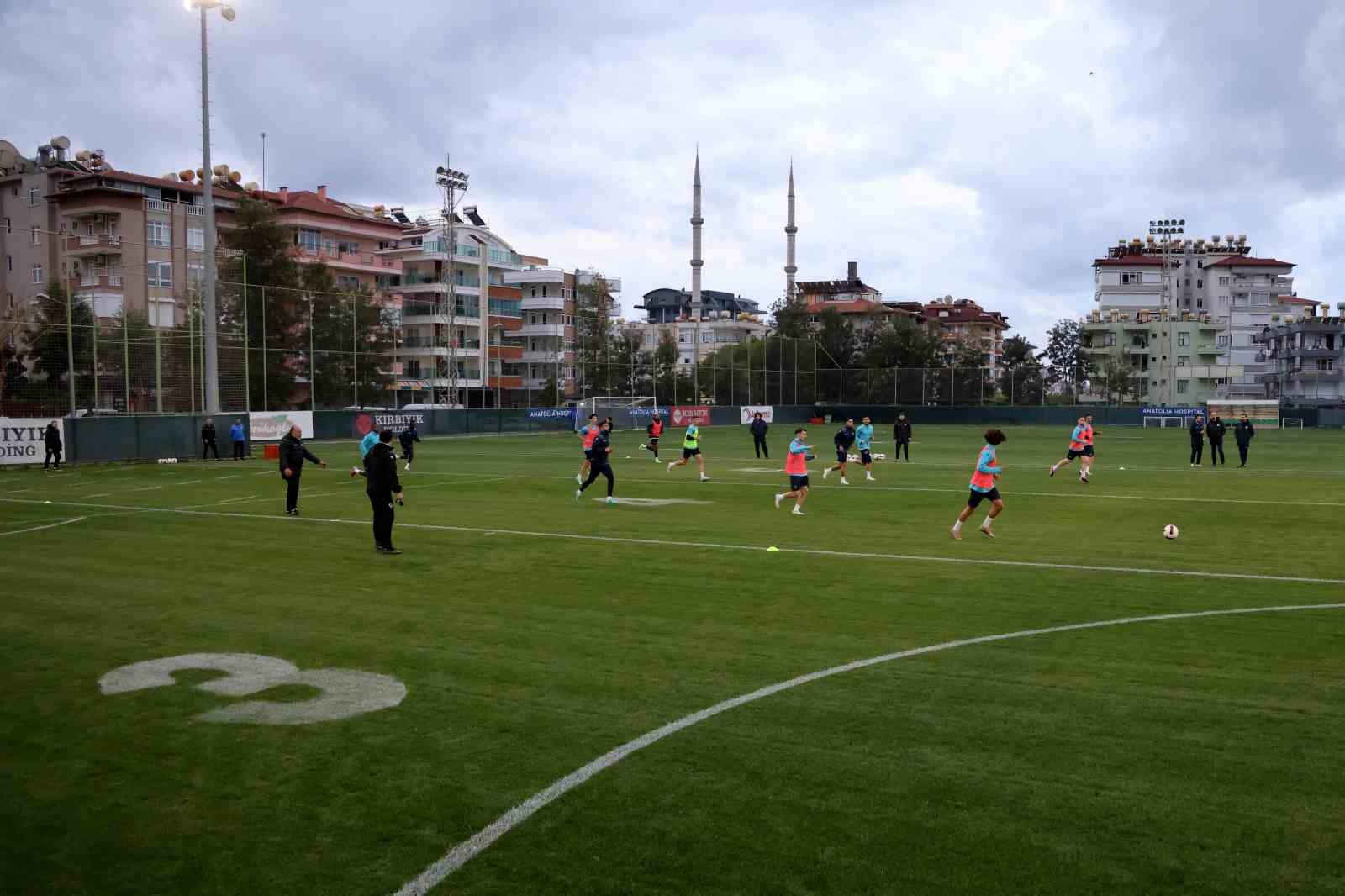 Alanyaspor’da, Sivasspor maçı hazırlıkları başladı