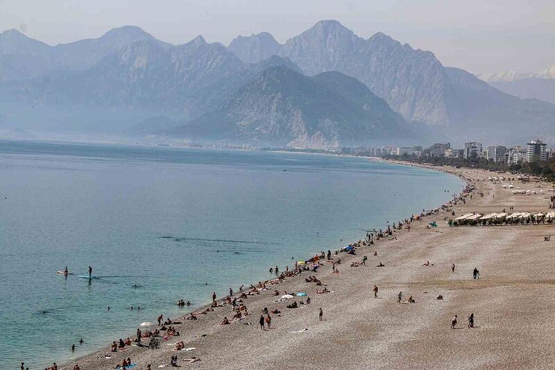 ANTALYA’DA DÜNYACA ÜNLÜ KONYAALTI