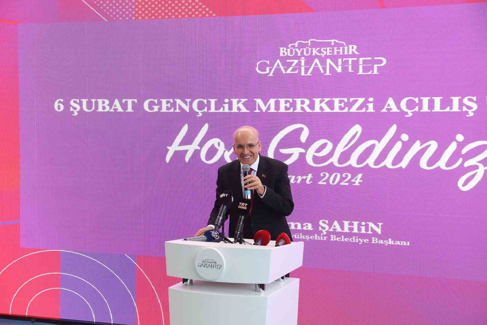 Bakan Şimşek’in katılımıyla 6 Şubat Gençlik Merkezi hizmete açıldı