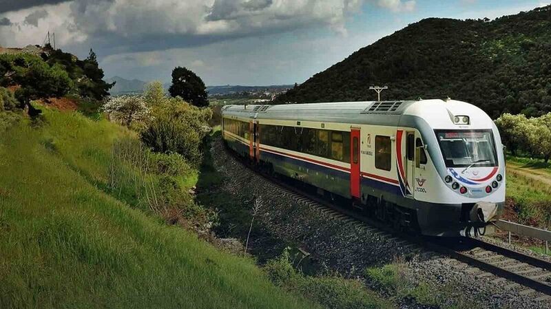 Bakan Uraloğlu: “Ankara-Elmadağ Bölgesel Treni, 21 Mart tarihinden itibaren işletilmeye başlayacak”