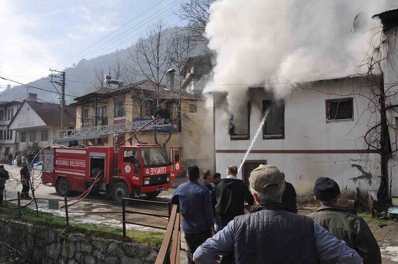 BOLU'NUN MUDURNU İLÇESİNDE 2