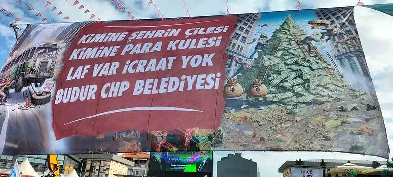 CHP’deki para sayma skandalına pankartlı gönderme