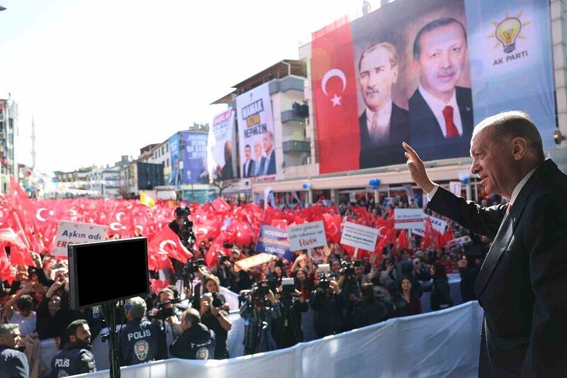 Cumhurbaşkanı Erdoğan: “14-28 Mayıs seçimlerinde olduğu gibi 31 Mart öncesinde de siyasi rekabeti siyasi husumete dönüştürmeye çalışanlar var”