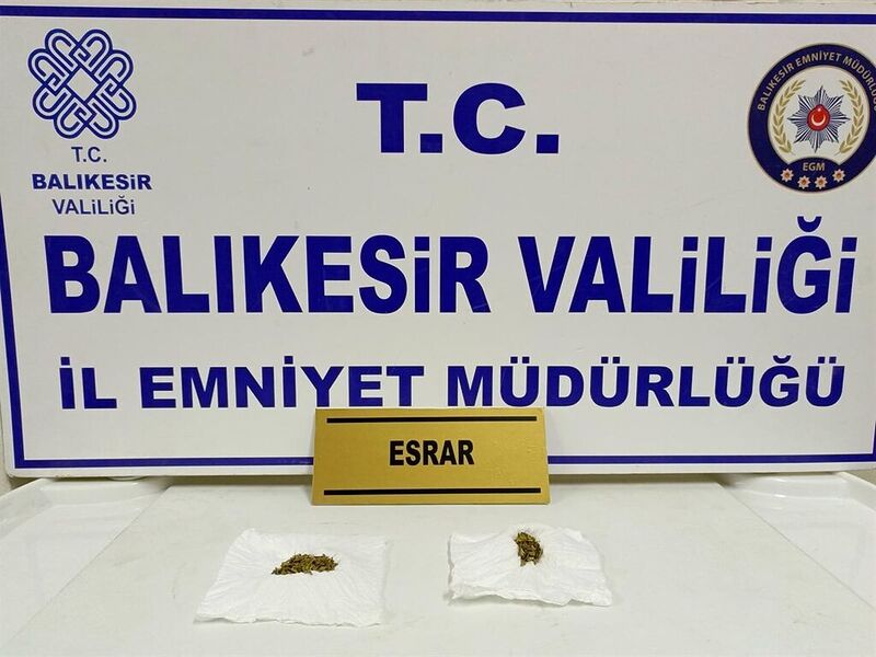 BALIKESİR’İN GÖMEÇ İLÇESİNDE POLİS