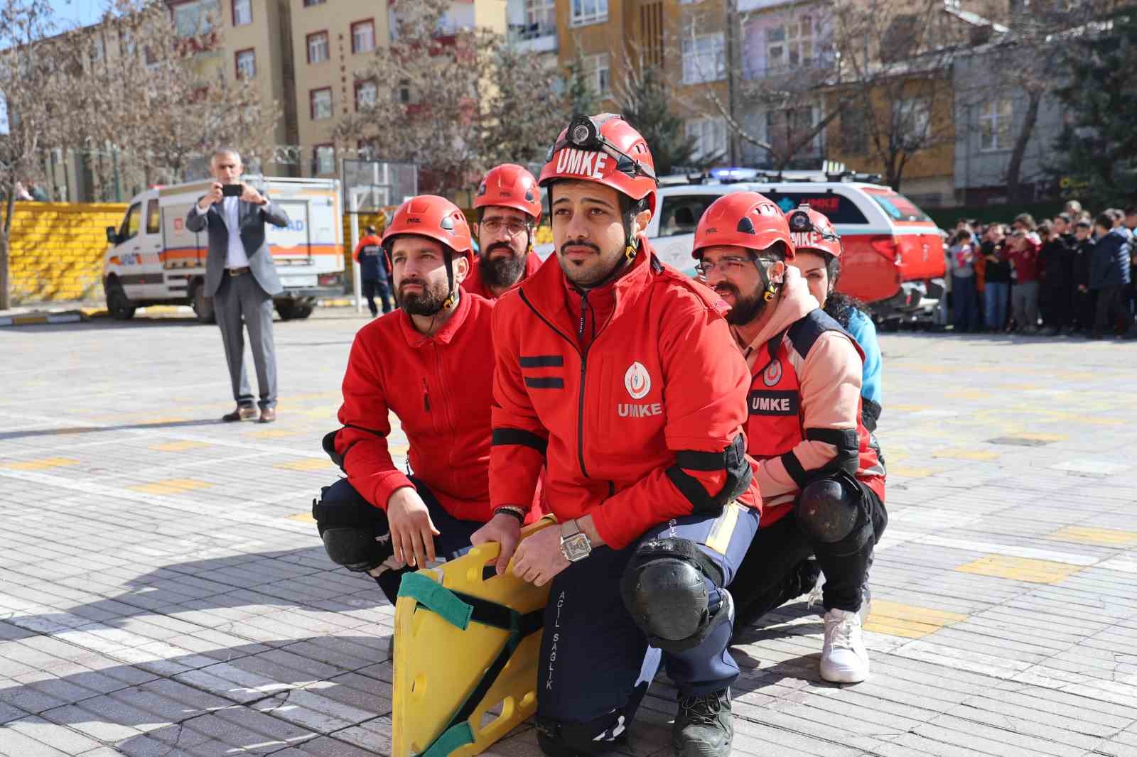 Elazığ’da deprem ve yangın tatbikatı