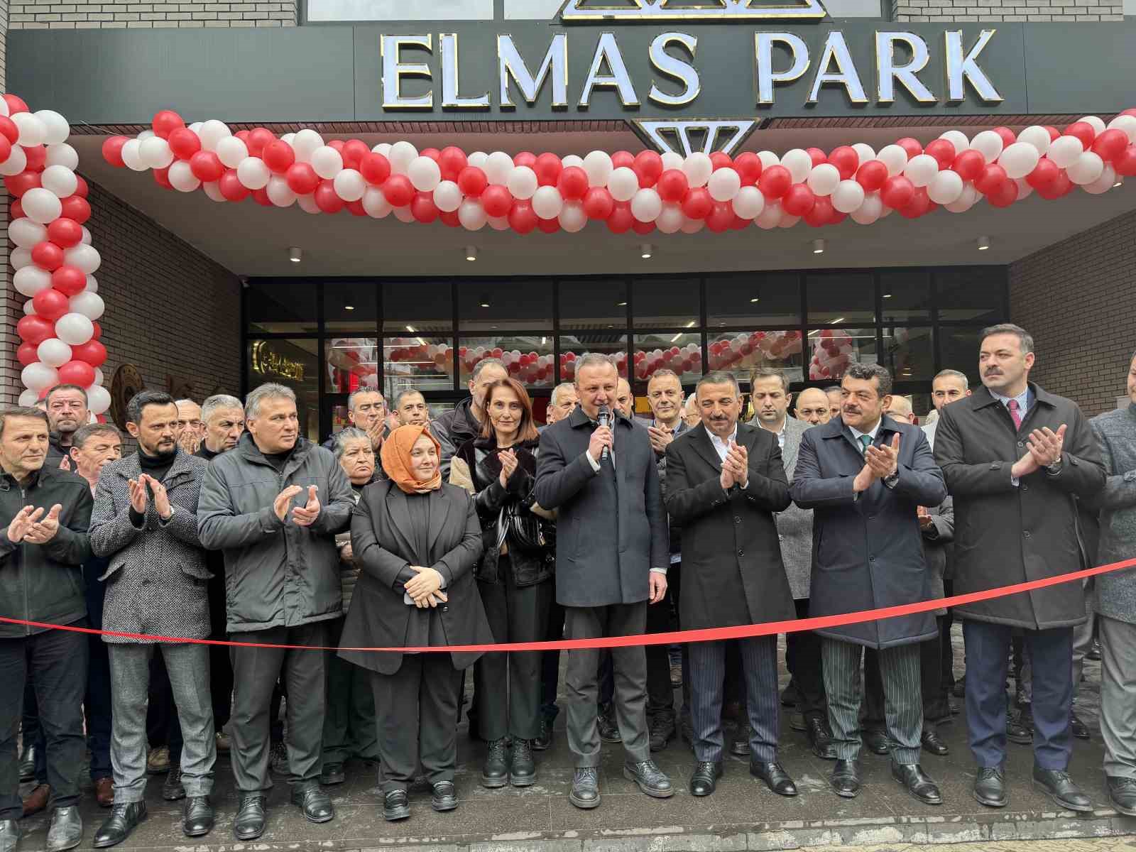 Elmas Park görkemli törenle açıldı