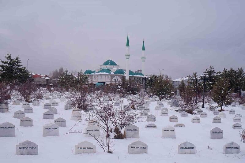 ERZURUM’DA DÜN GECE BAŞLAYAN