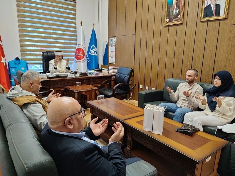 Eskişehir’de müslüman olan Nicolai ve Maria Arif Davud ve Meryem isimlerini aldılar