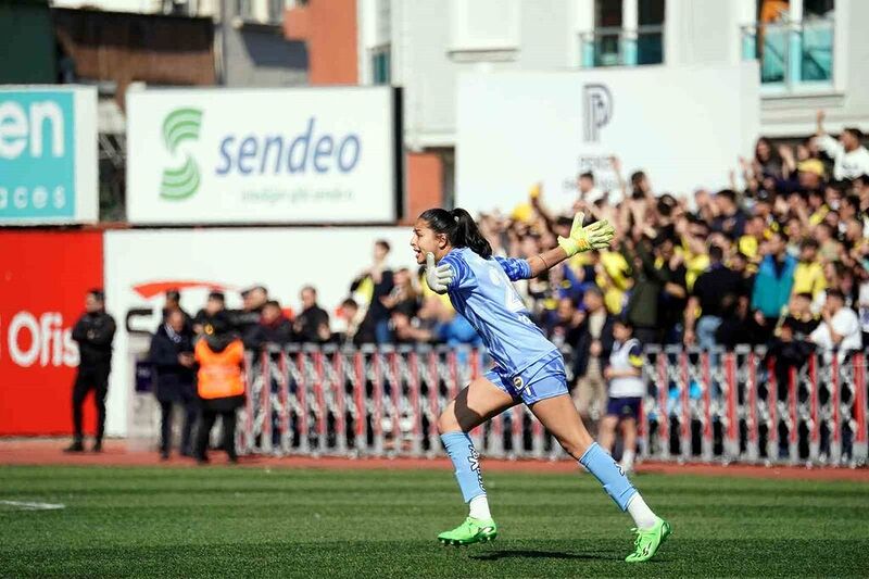 FENERBAHÇE KADIN FUTBOL TAKIMI