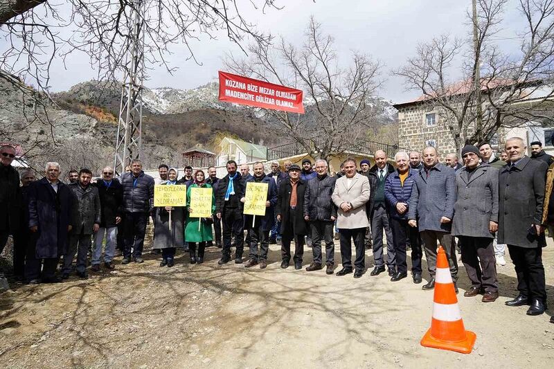 Gümüşhane’de iktidar ve muhalefet Yeşilyurt köyü sakinlerinin maden mücadelesi için birleşti