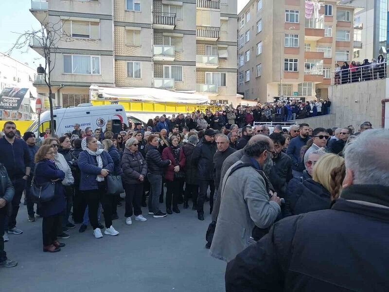 Kartal Belediyesi’nde uzun yıllar görev yapan Hüseyin Güler son yolculuğuna uğurlandı