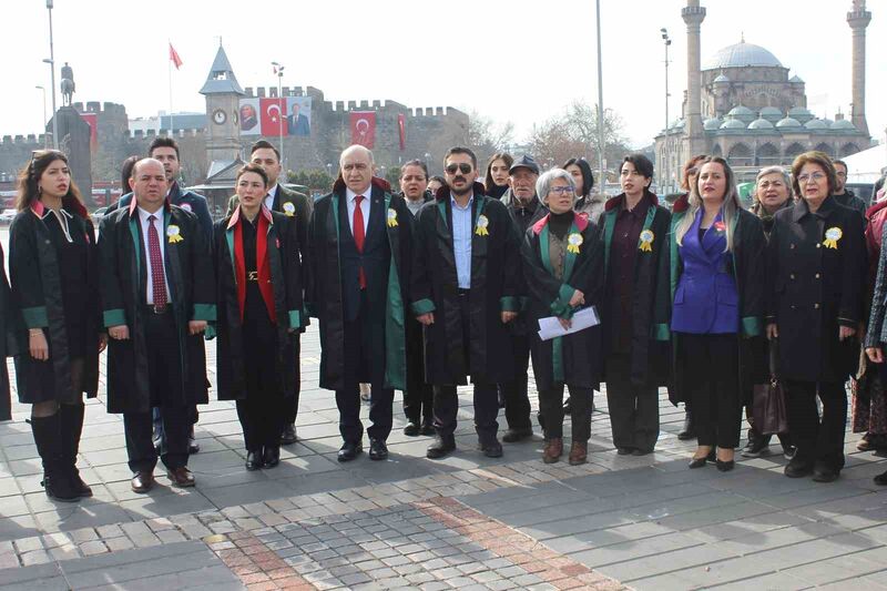 Kayseri Barosu’ndan kadın avukata yapılan saldırıya kınama