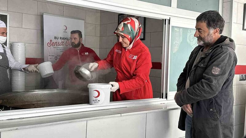 Kızılay’dan, Ankara’da her gün 3 bin aileye sıcak yemek